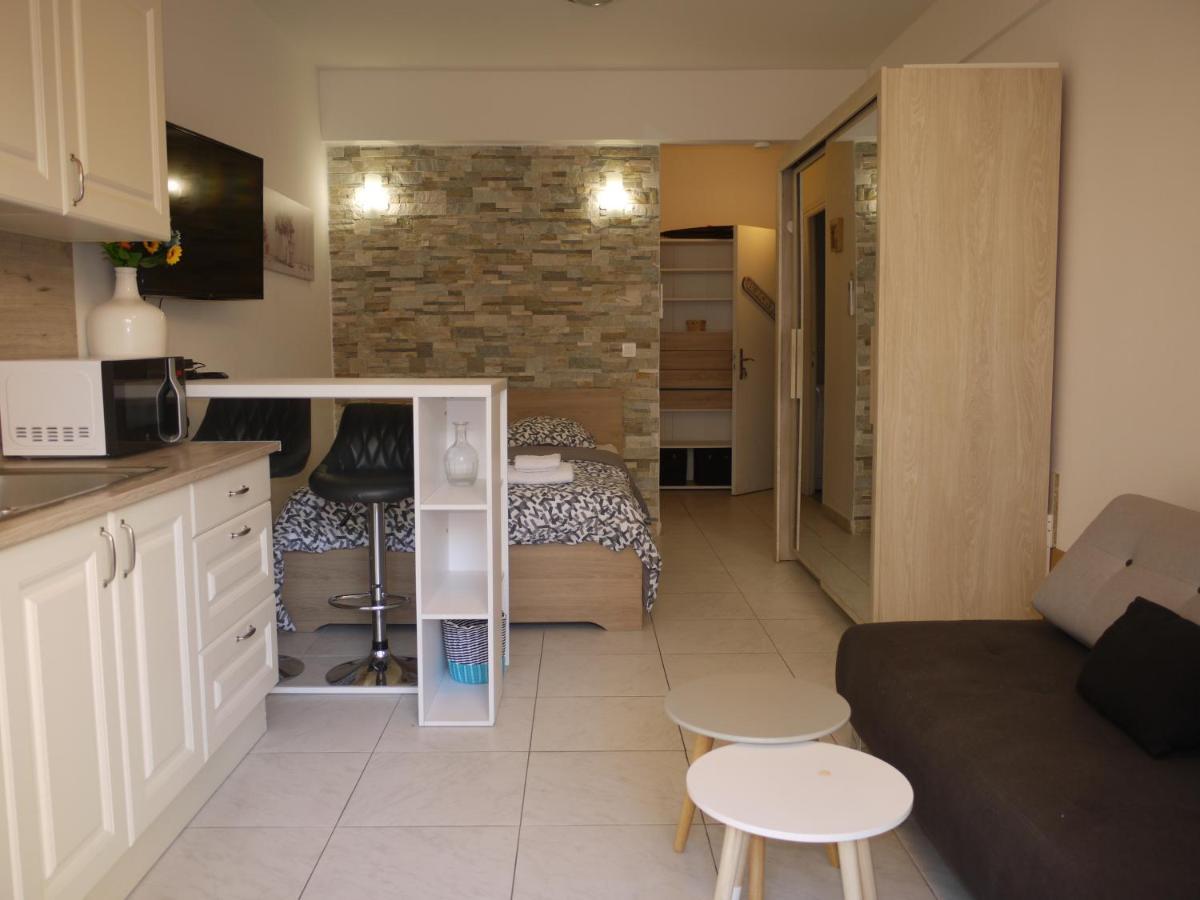 - A Modern Flat In * Nizza