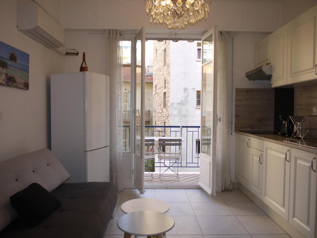 - A Modern Flat In Nizza