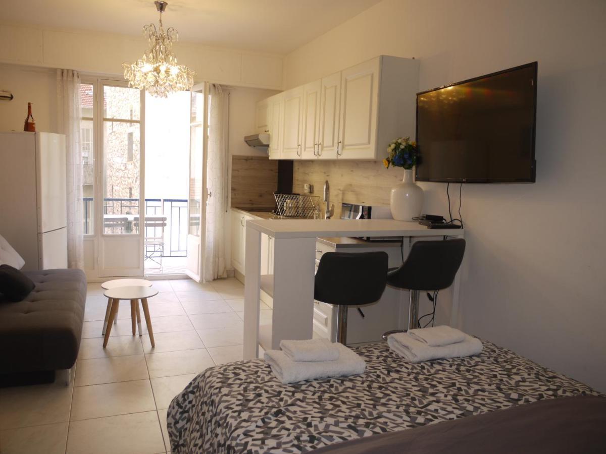 - A Modern Flat In Nizza