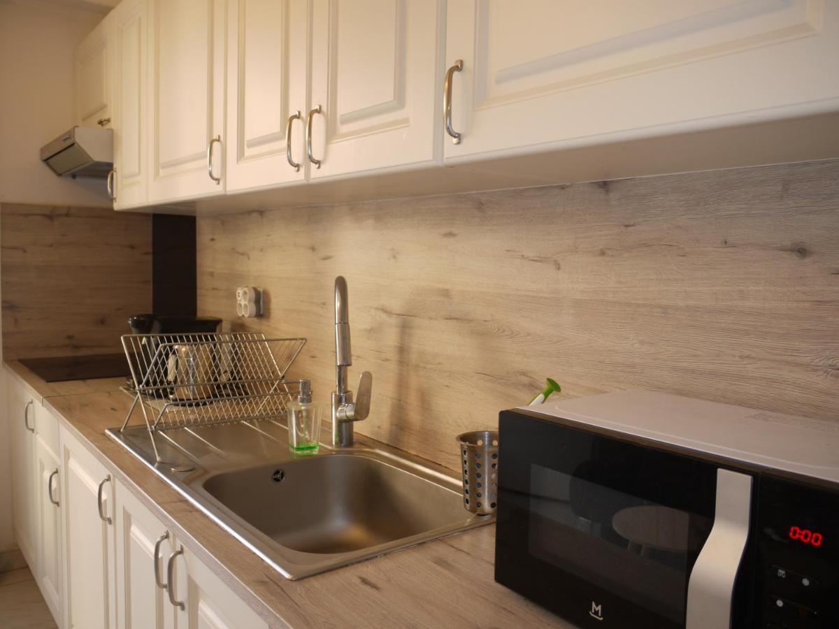 Appartement - A Modern Flat In *